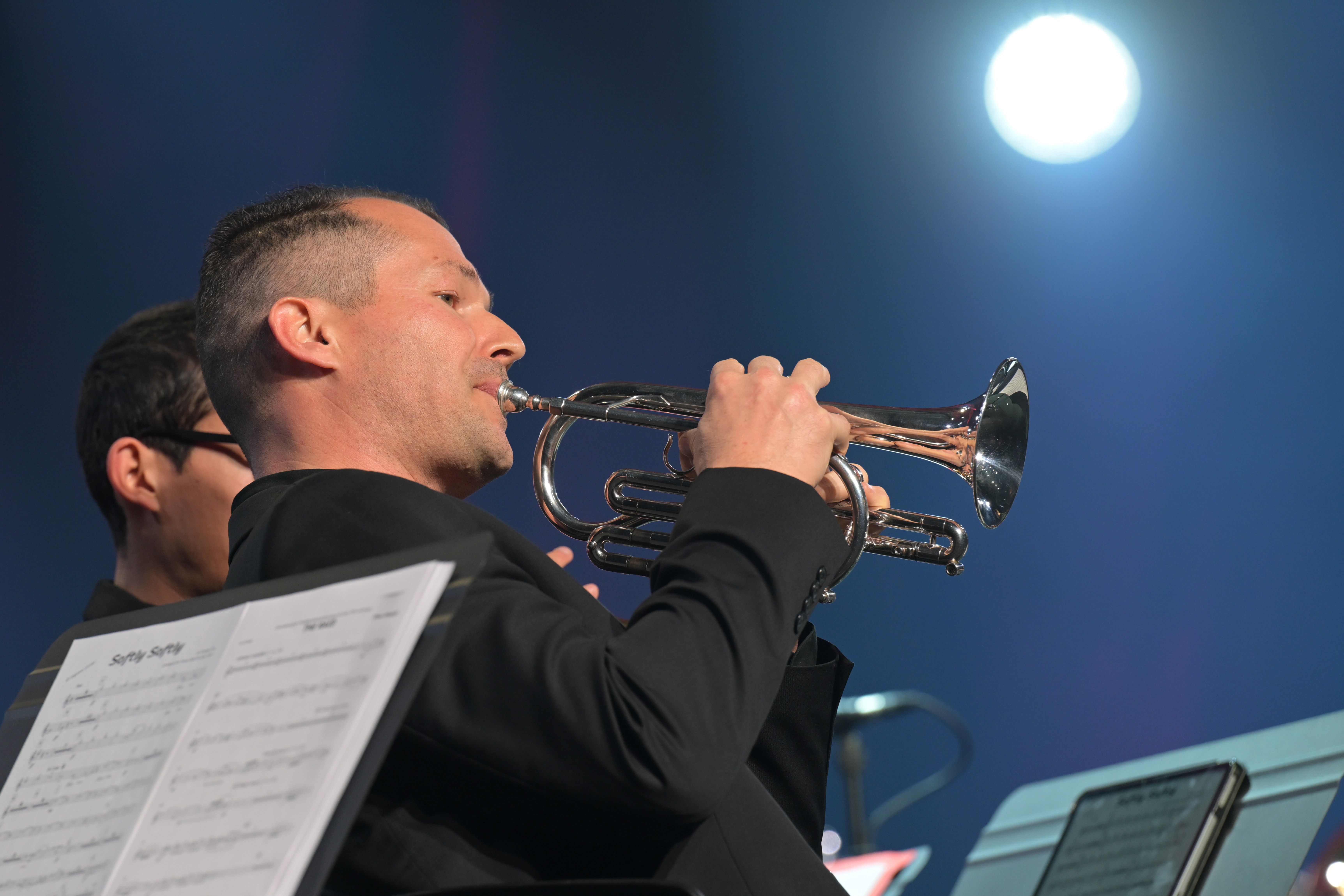 Laurent Jammes au cornet avec le Brass Band Occitania, festival de Limoux, 2024.